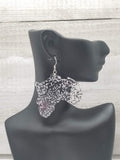 Africa Earrings Black & White